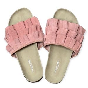 American eagle ruffle slides